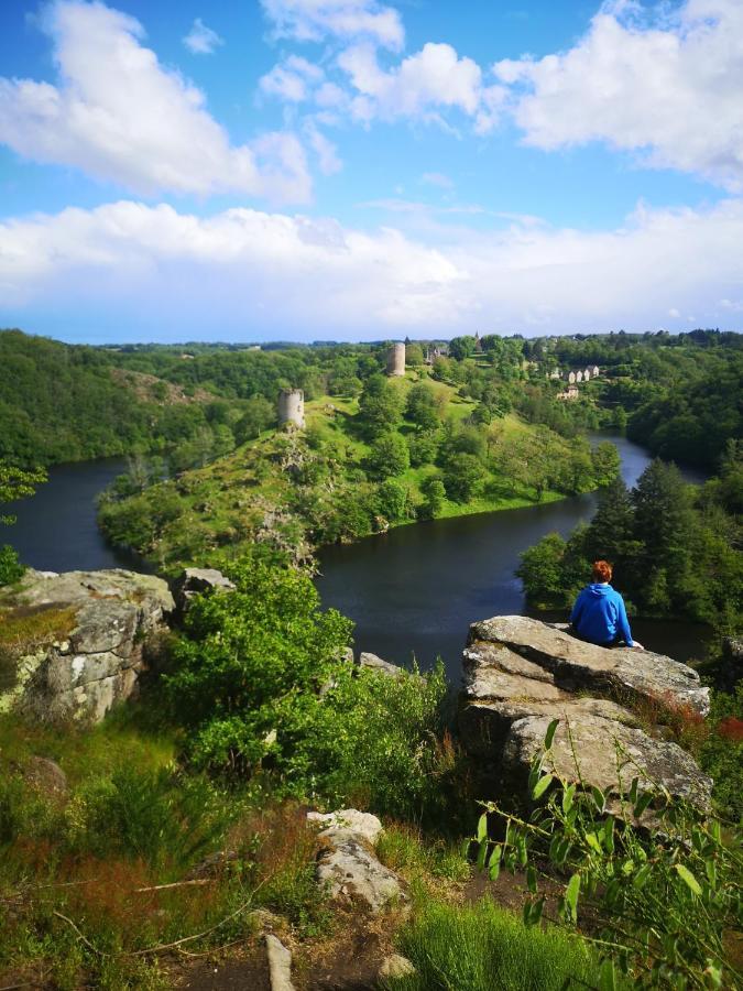 L'Essenciel Du Lac Eguzon-Chantome Exterior foto